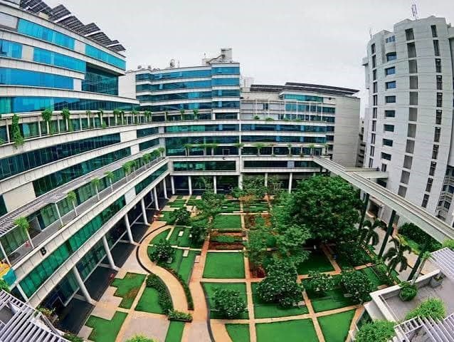 Indian Institute of Technology Madras campus and institute